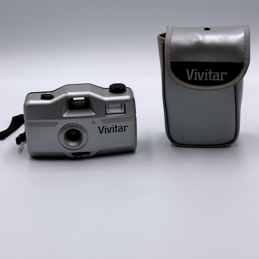 Vivitar 3315 35mm Focus Free Film Camera Silver with Case 3.3 mp NOTE